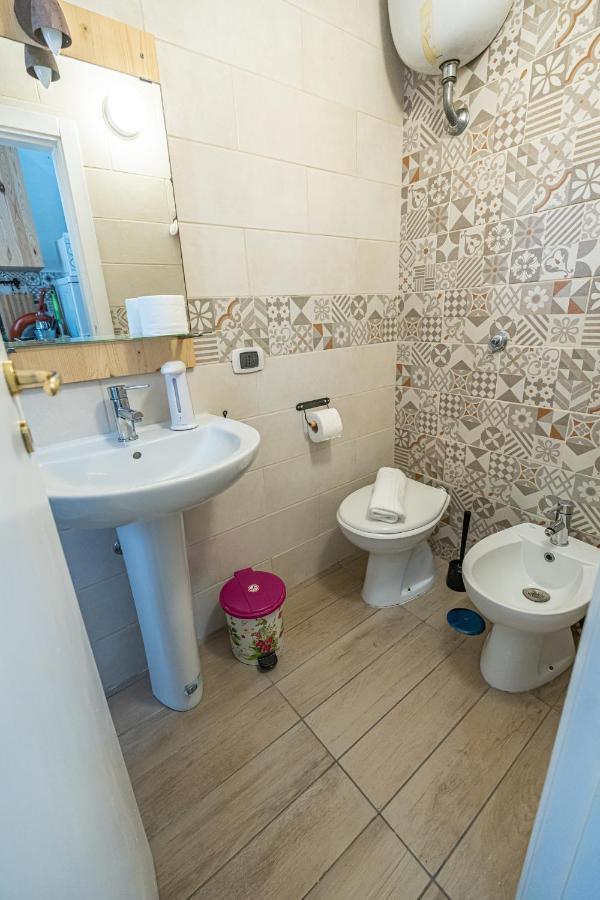 Casa Vacanze Decumano 18 Naples Extérieur photo
